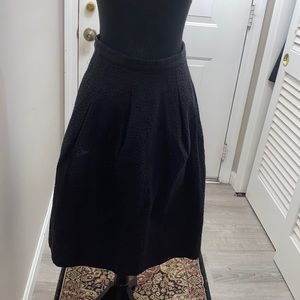 H&M black high waisted skirt